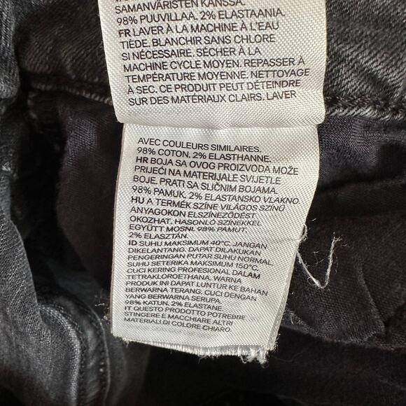 Western Cowgirl Sz 2 Black High Rise Distress Raw Hem Stretchy Jean Shorts H&M - Picture 4 of 4